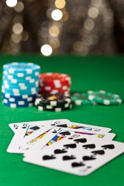 Gem Saviour paytable and betting interface on web77 live table